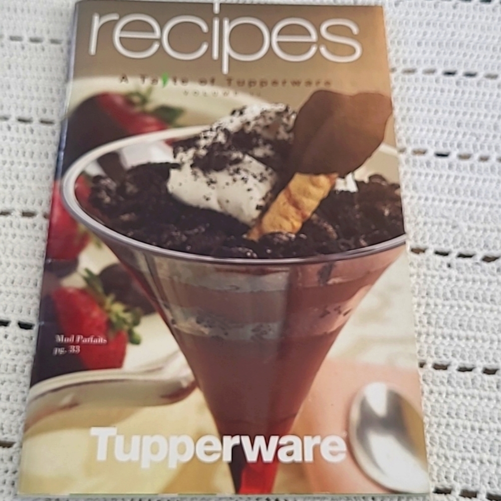 Tupperware recipe books - Picture 6 of 9